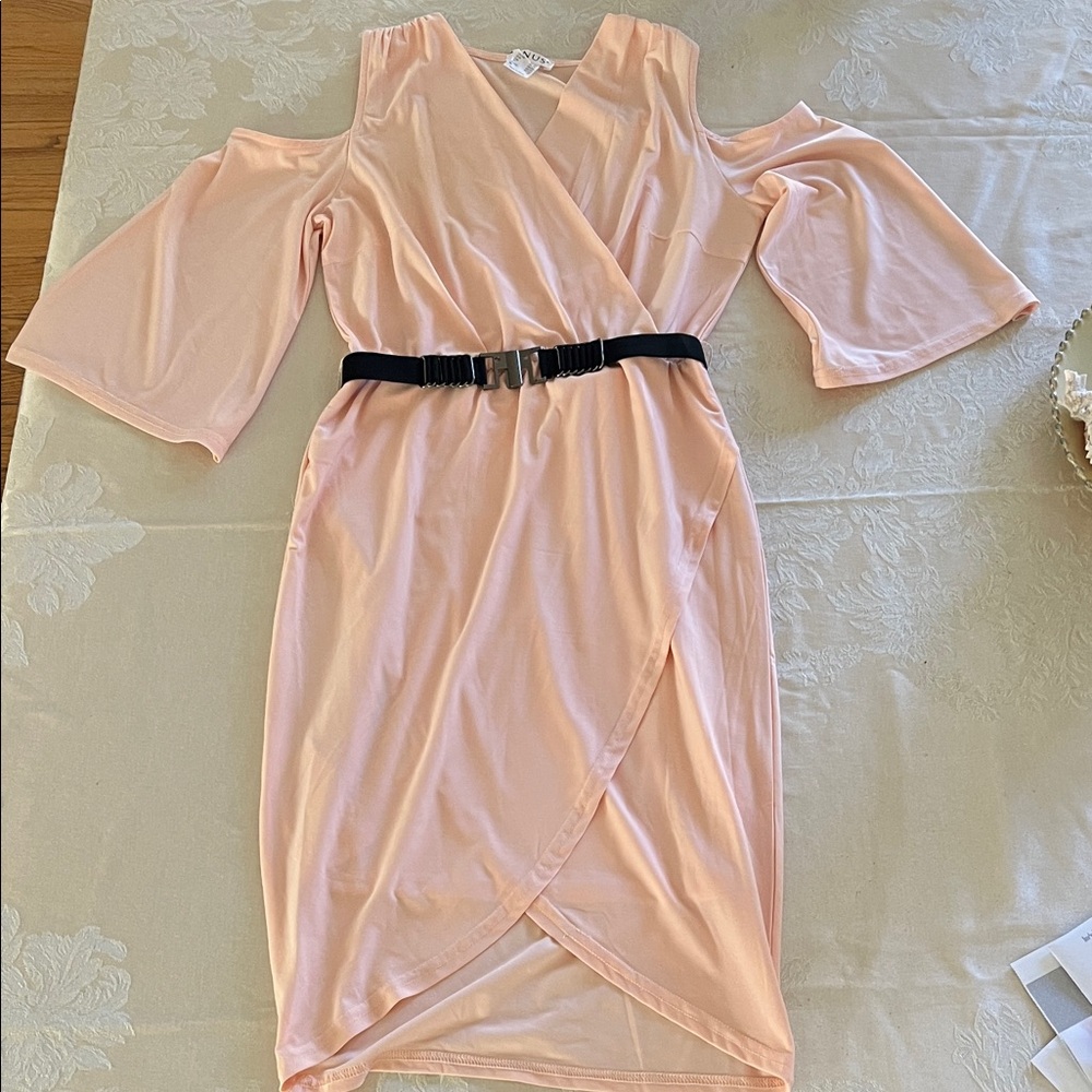 VENUS Asymmetrical Cold Shoulder Dress in Soft Pink